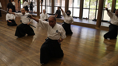 居合