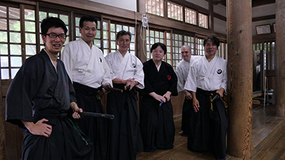 居合