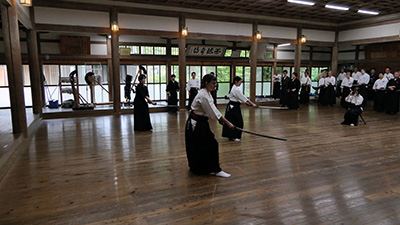 居合